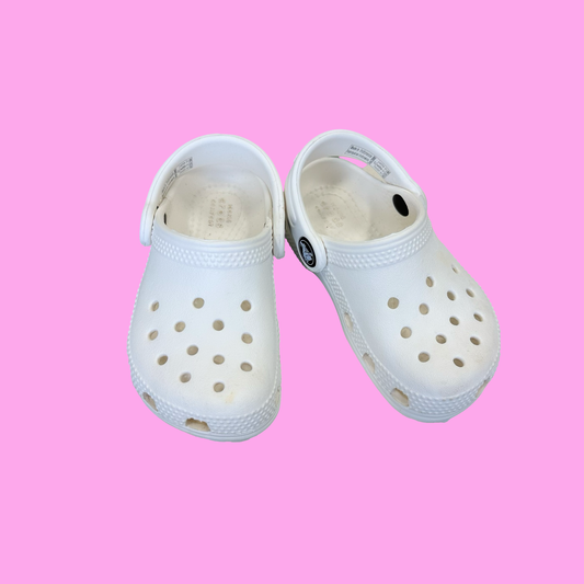 CROCS, 7