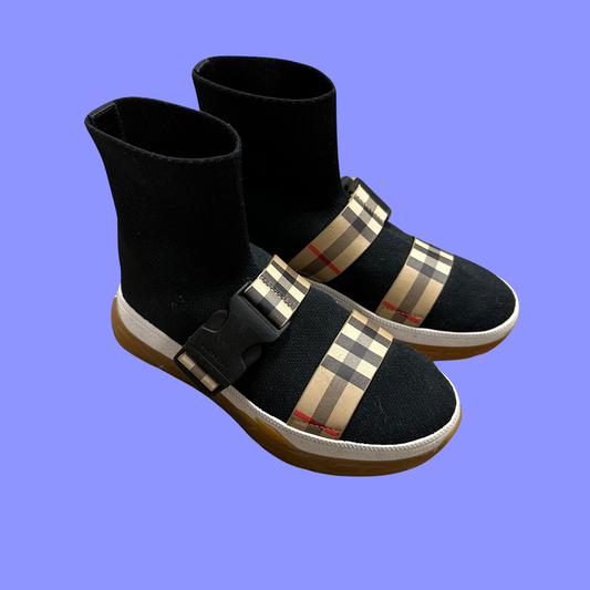 BURBERRY, EU 32 (US 1)