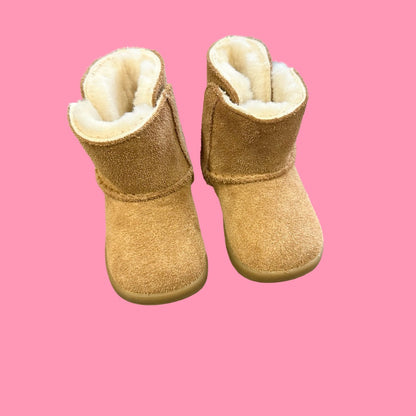 Ugg new toddler, 2/3