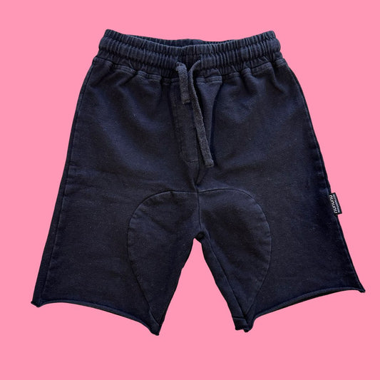 Nununu black shorts, 6-7y