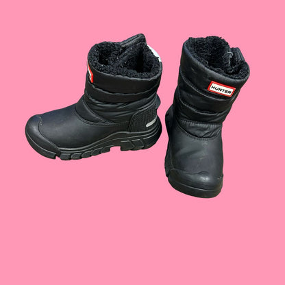 Hunter boots, 9