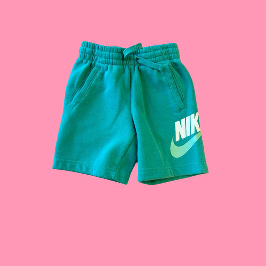 Nike Shorts, 4t