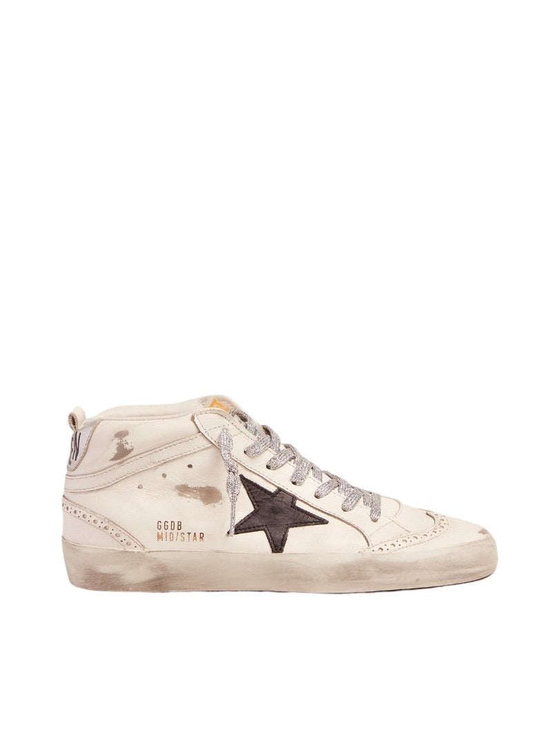 Golden Goose, 38